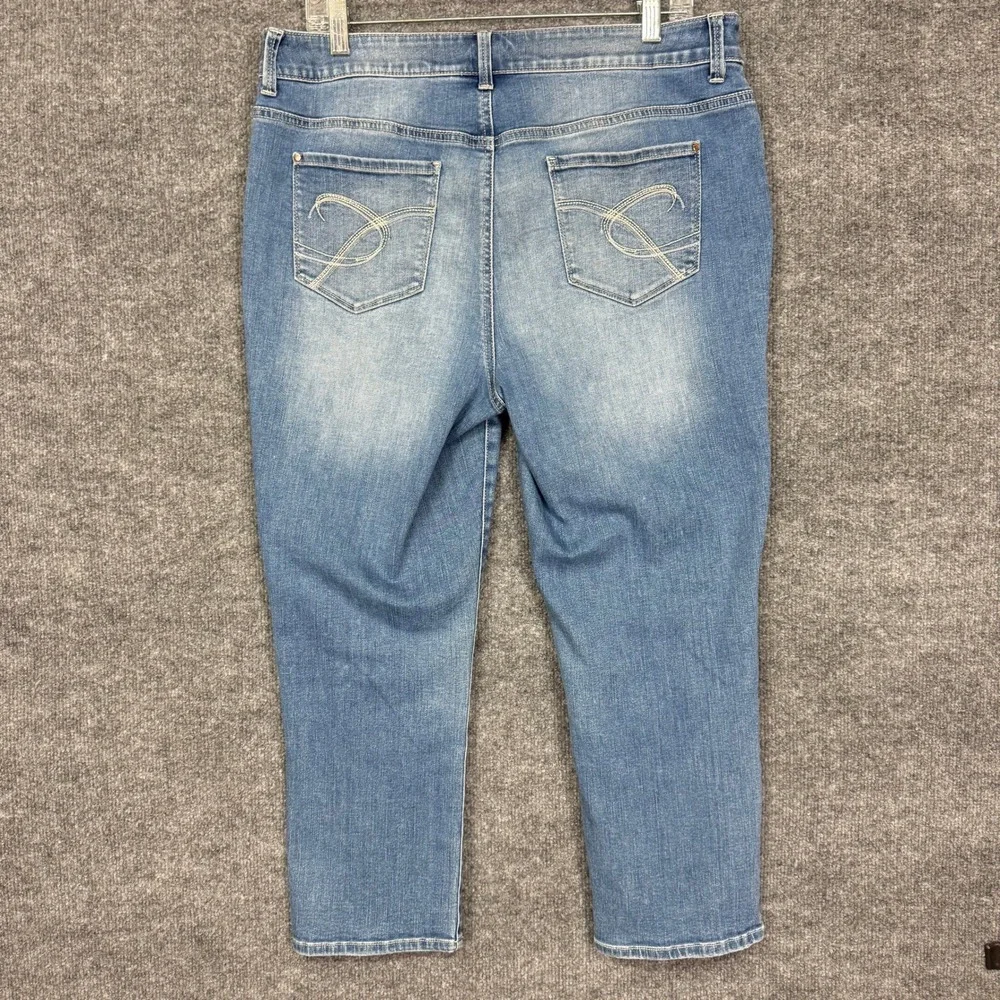 Chicos Platinum Crop Jeans‎ 1.5 Women 10 Blue Medium Wash Stretch Straight Leg